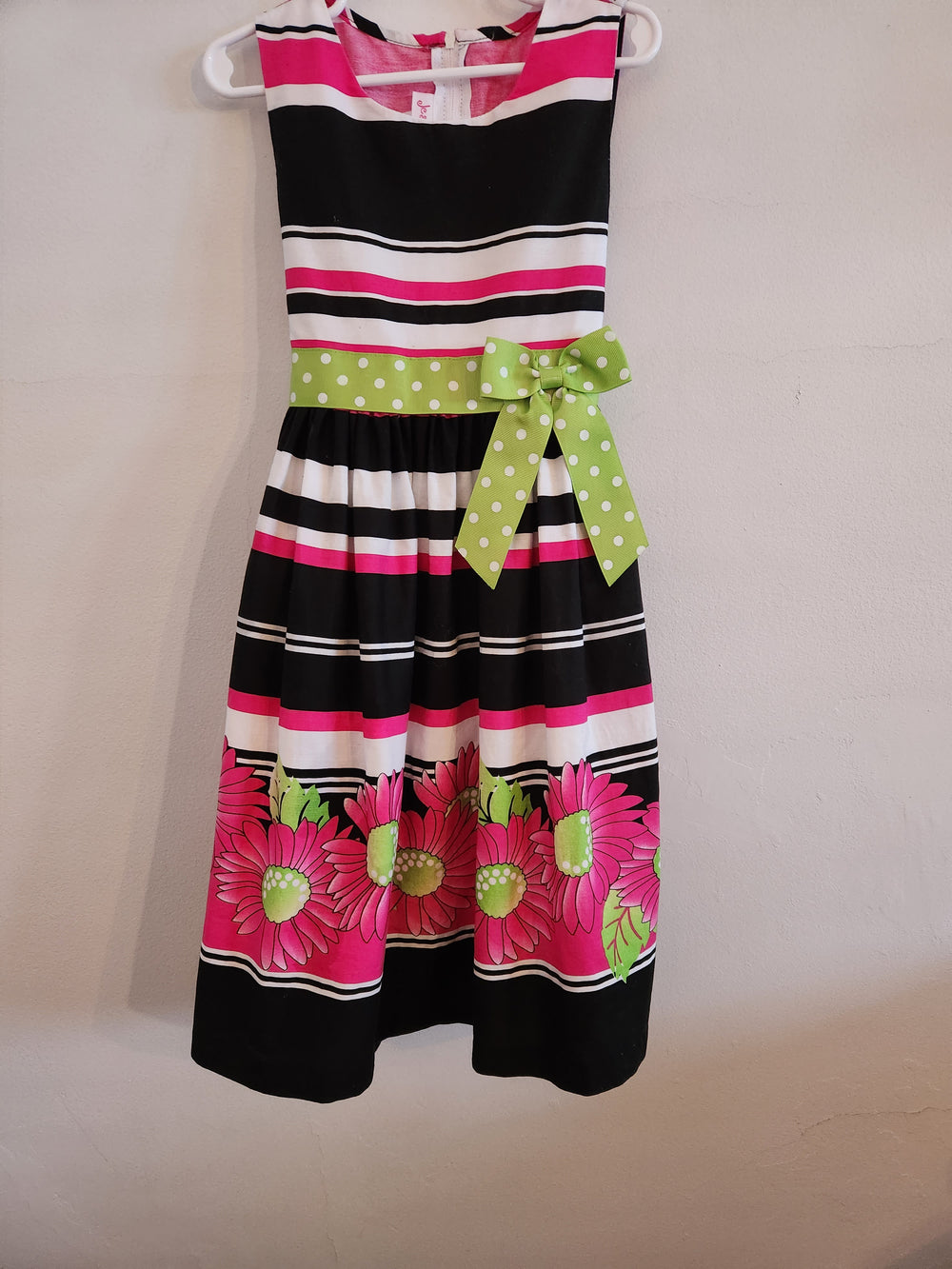 Easy-Going Emery (Size 7) Girl's Dress