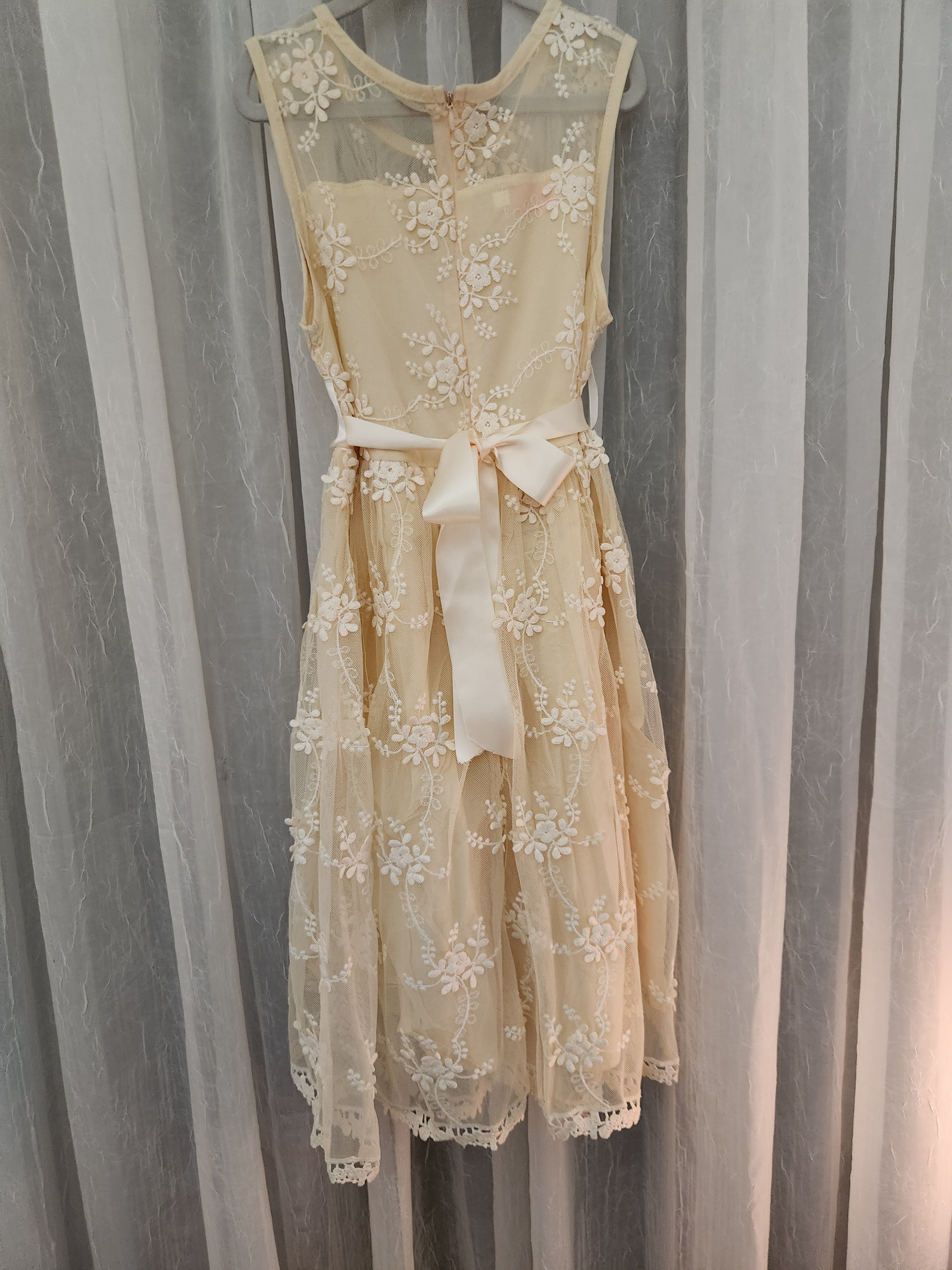 Vibrant Vashti (Size 10) Girl's Dress