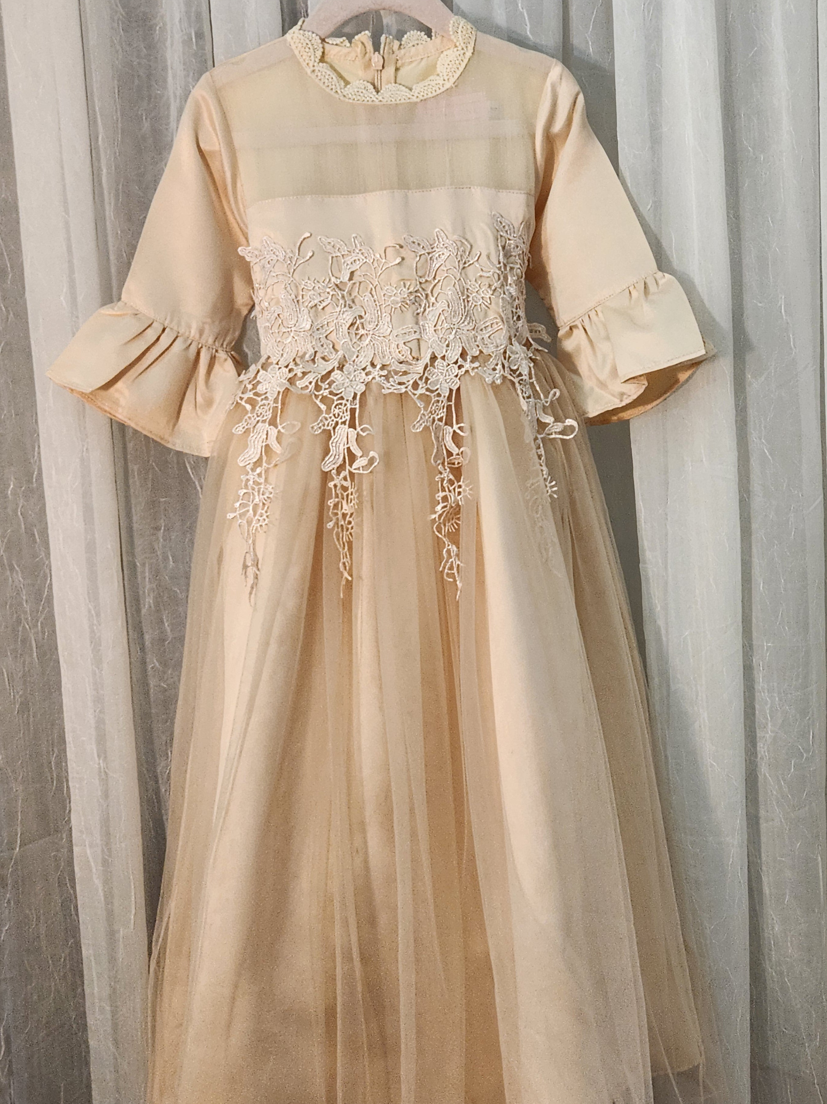 Angelic Abigail (Size 4) Girl's Gown