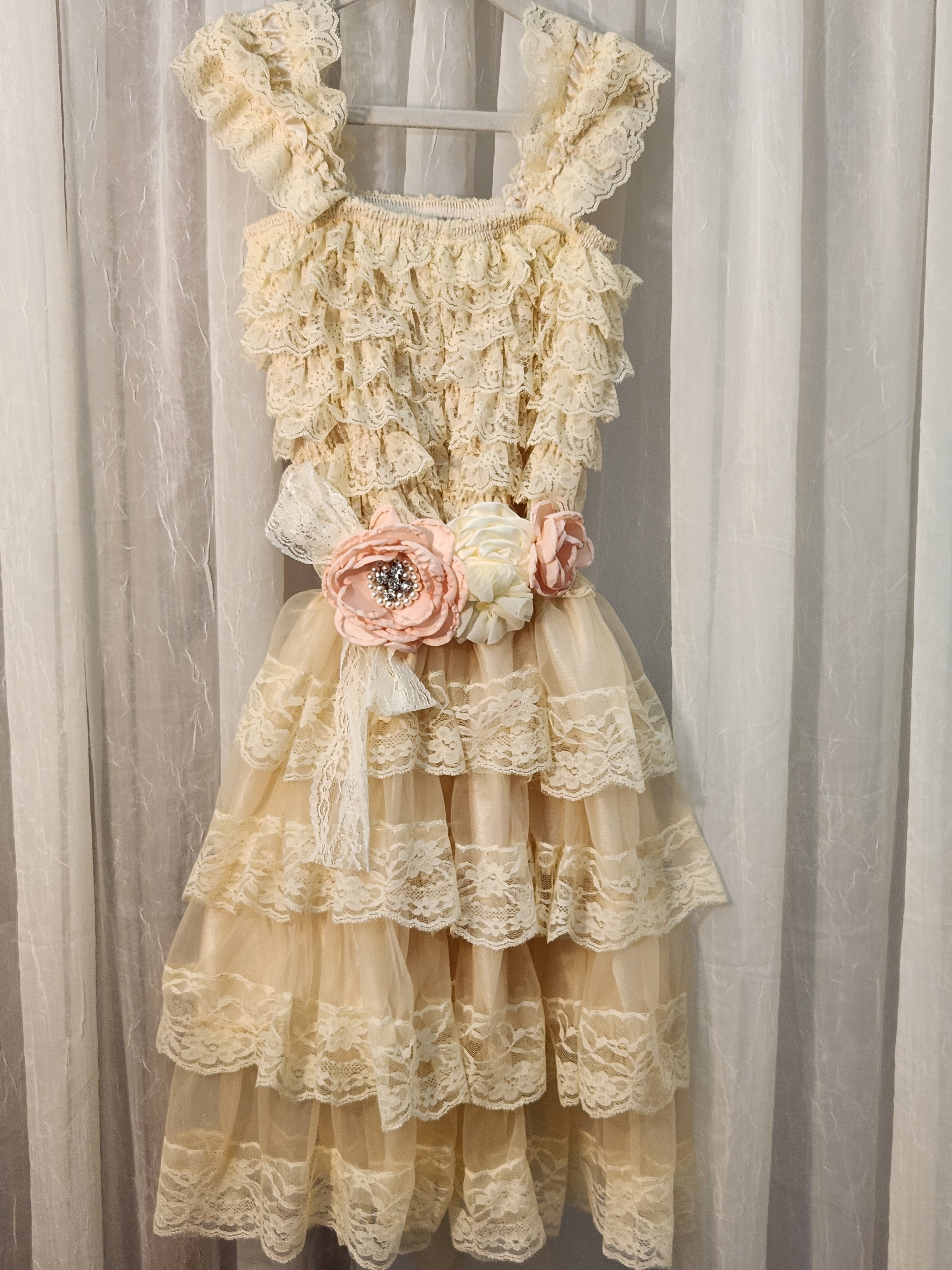 Determined Dora (Size 7) Girl's Formal Dress