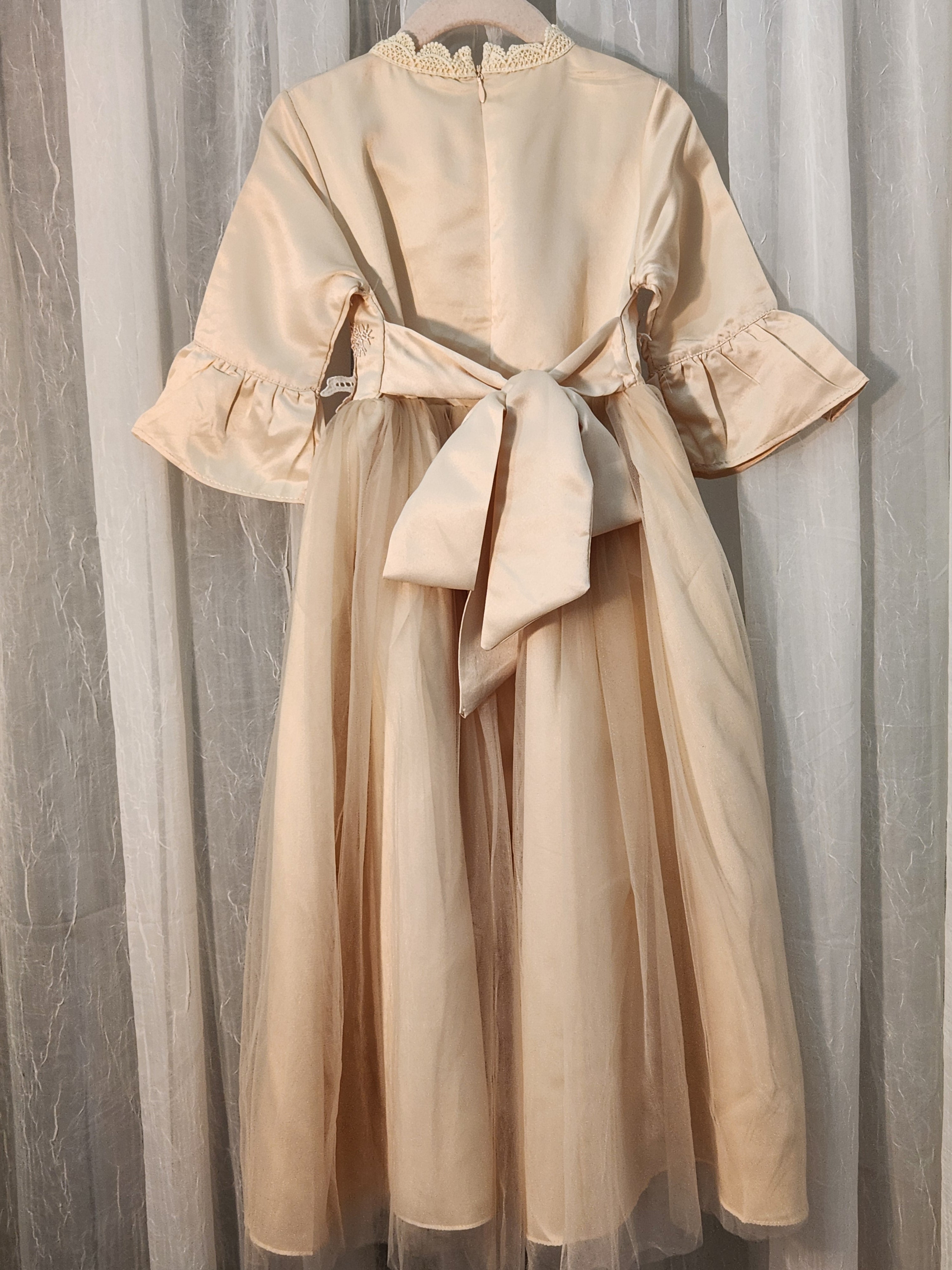 Angelic Abigail (Size 4) Girl's Gown