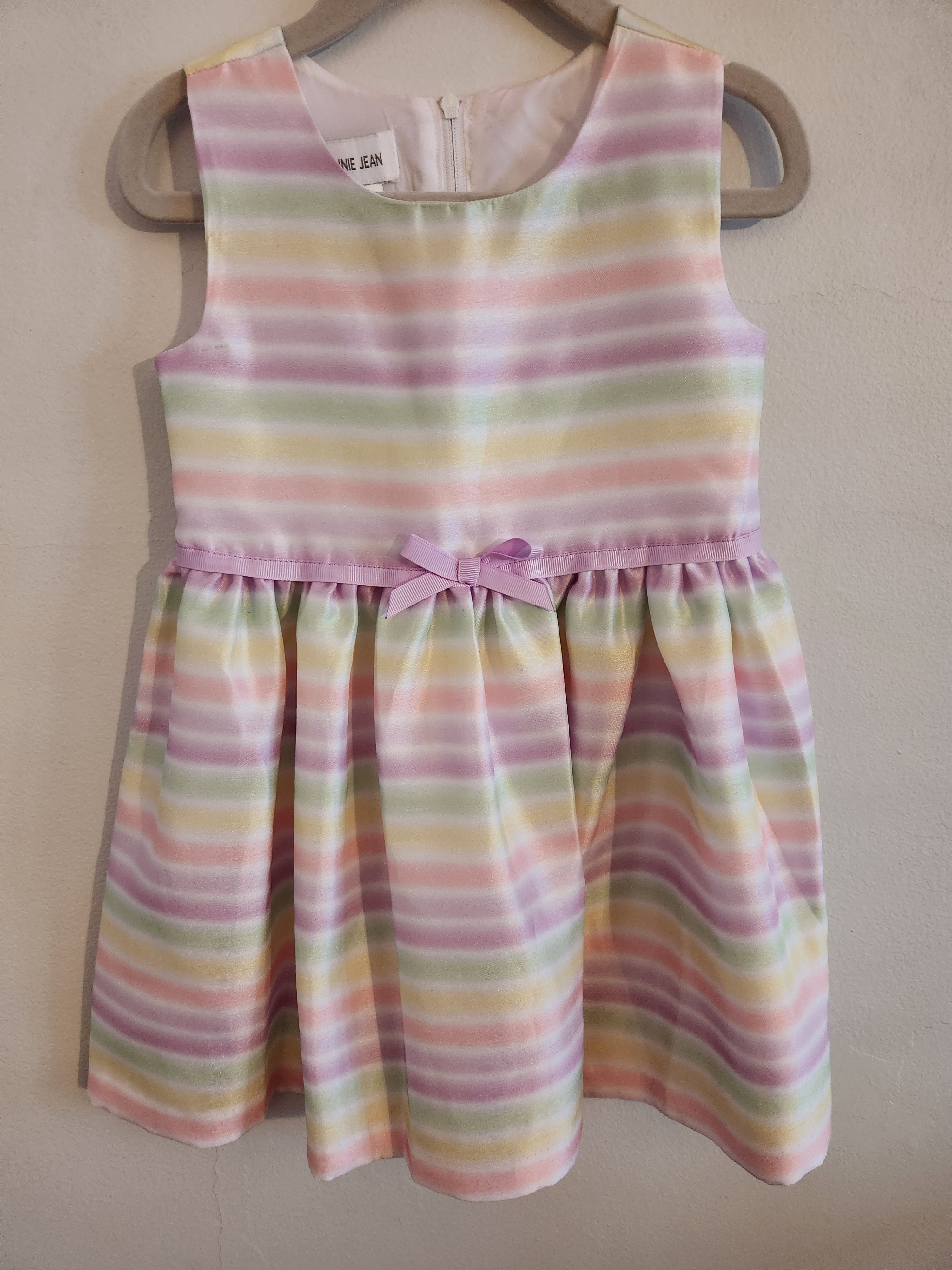 Lilac Lily (Size 3T) Girl's Dress